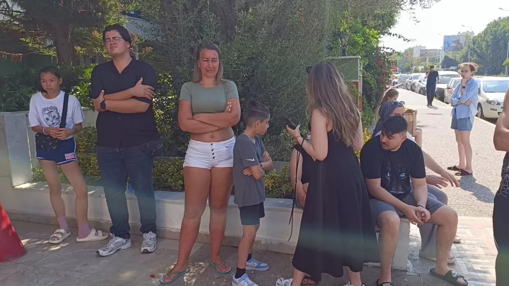 Antalya’da otelde maaş krizi Tatilciler elektriksiz ve hizmetsiz kaldı!