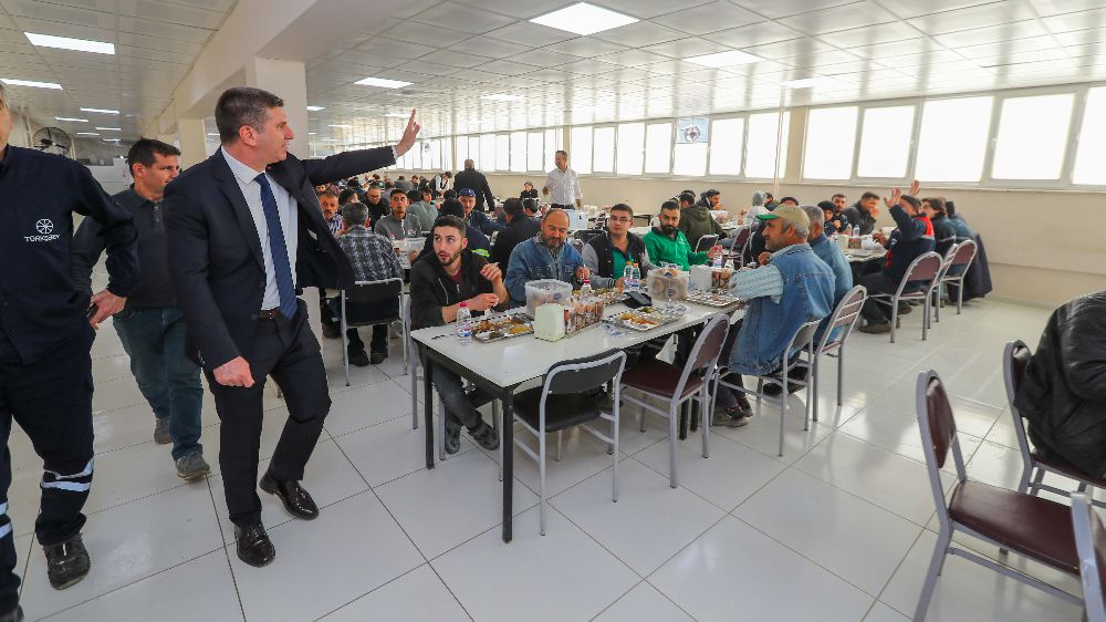 Burdur Belediye Başkanı Ali Orkun Ercengiz, Şeker Fabrikası Çalışanlarıyla Buluştu