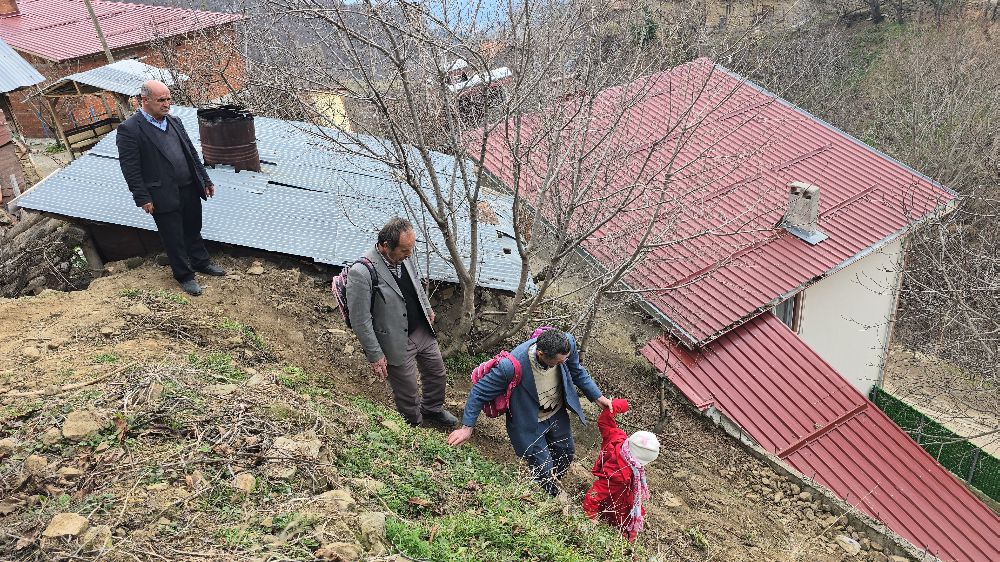 Önce heyelan korkusu sonra patika derdi