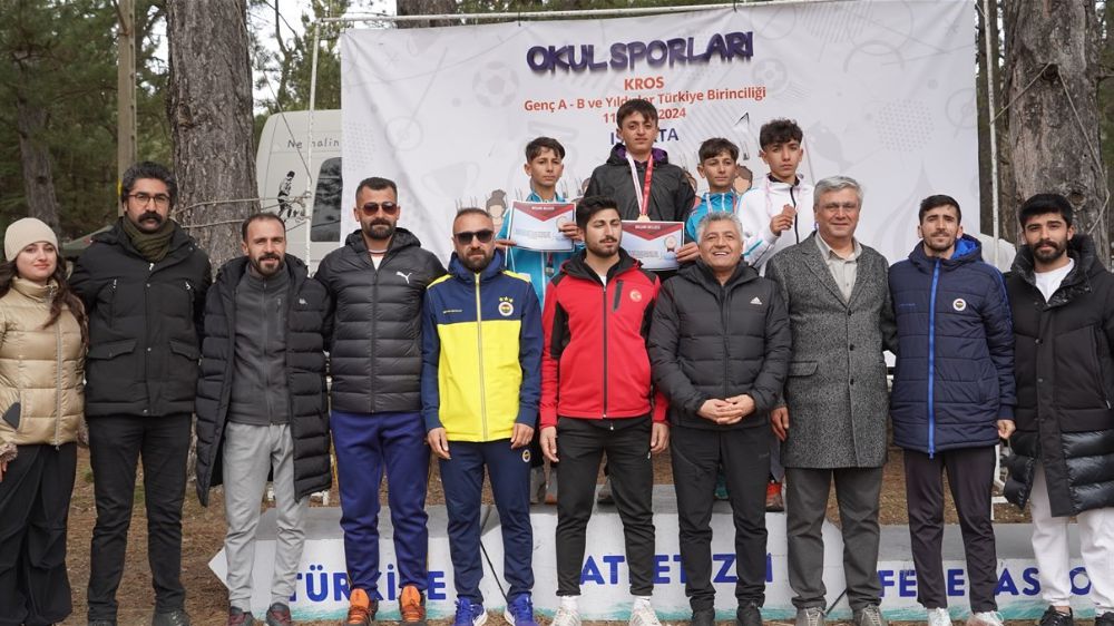 Isparta'da Türkiye Kros Türkiye Şampiyonası heyecanı yaşandı