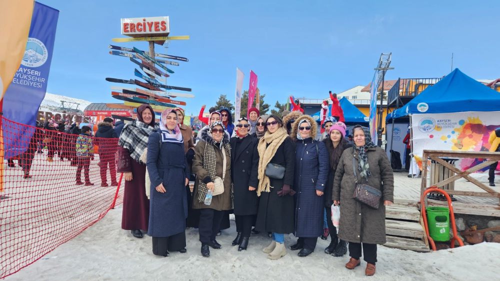 Kayseri Büyükşehir Belediyesi'nden mahalle sakinlerine büyük jest