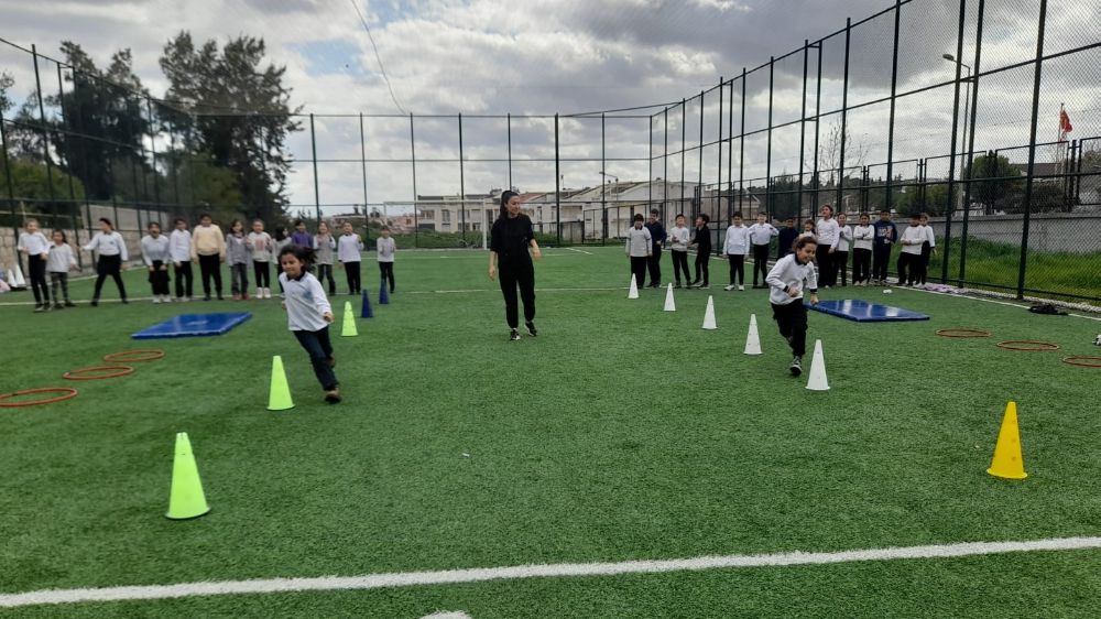 Aydın’da minikler, sporla bütünleşiyor
