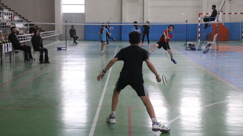 Sivas'ta  “Badminton yıldızlar il birinciliği” müsabakaları düzenlendi