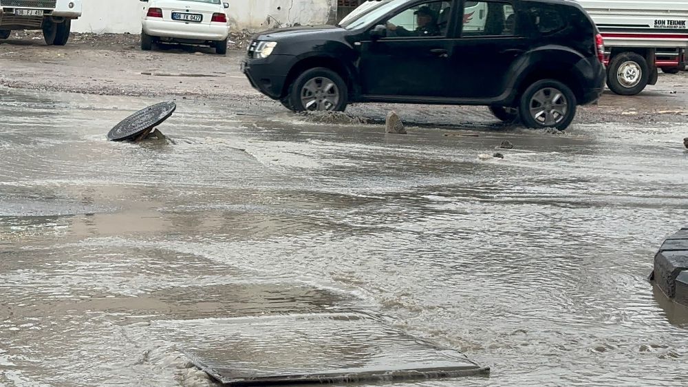 Her yağmur sonrası aynı çileyi yaşayan Malatyalılar isyan etti