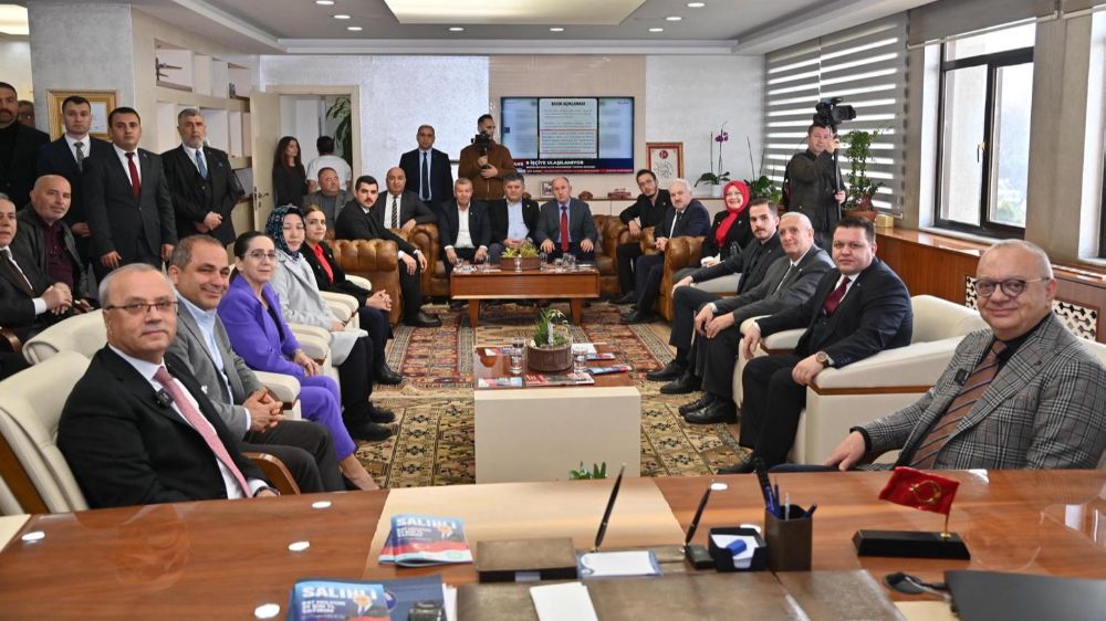 Başkan Ergün, Salihli Belediye Başkanı Zeki Kayda ile buluştu