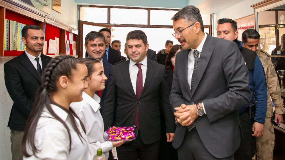 Hakkari 'de  "Atölyesiz Okul Kalmasın" projesi  | Haberler