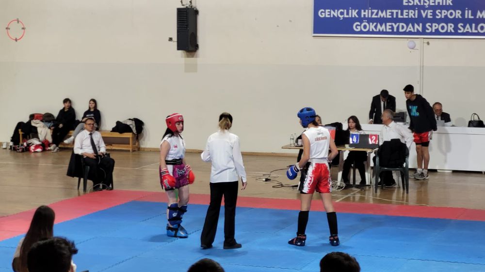 Eskişehirli lise öğrencisi  Kick Boks Şampiyonası’nda 3. oldu | Haberler