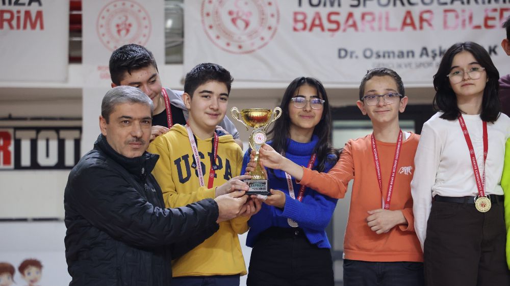 Sivas küçükler ve yıldızlar satranç il birinciliği turnuvası sona erdi | Haberler