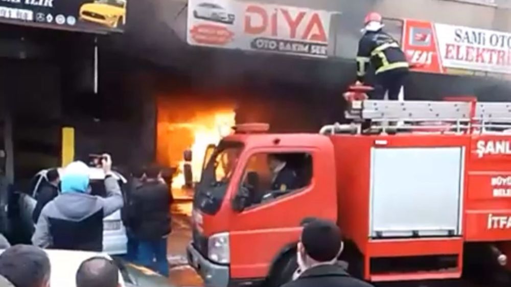 Şanlıurfa'da Hurda LPG Tankeri Patlaması! Yangın Söndürüldü - Haberler