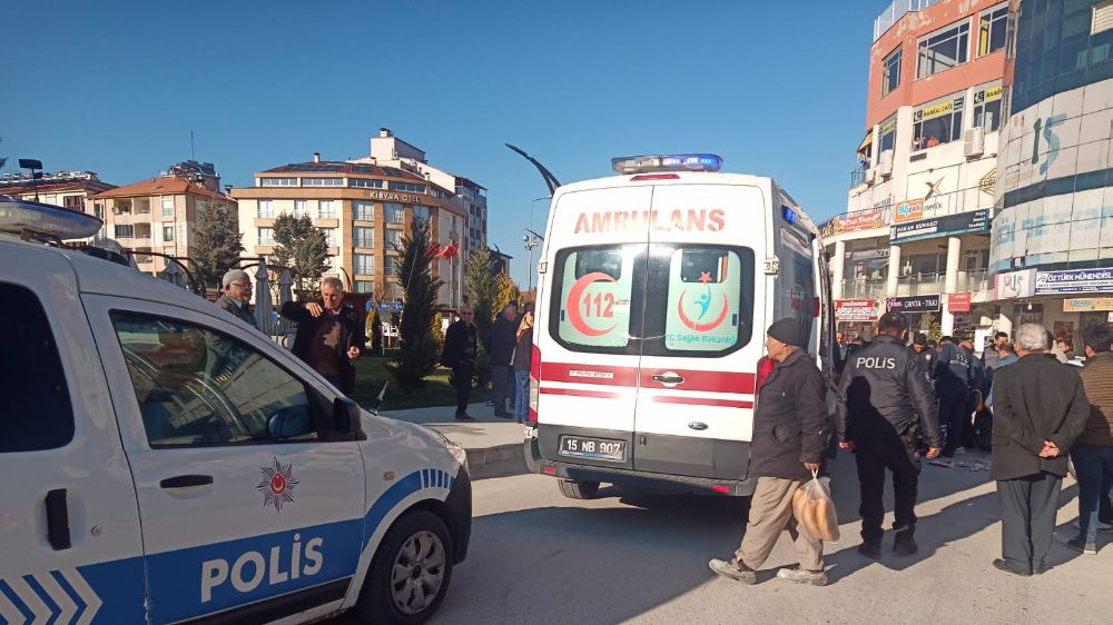 Burdur'da Yayaya Motosiklet Çarptı! Kazanın Güvenlik Kamerası Görüntüleri Ortaya Çıktı - Haberler 